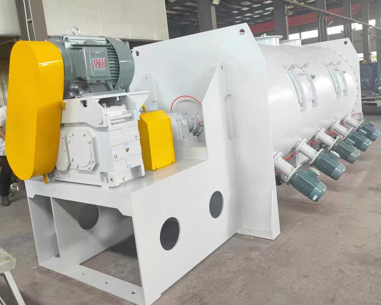 臥式螺帶混合機